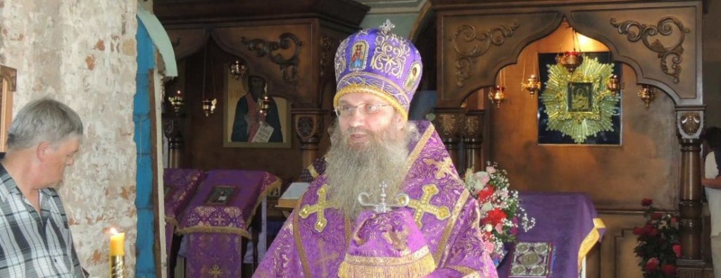 Праздничная Божественная литургия в Покровском кафедральном соборе.