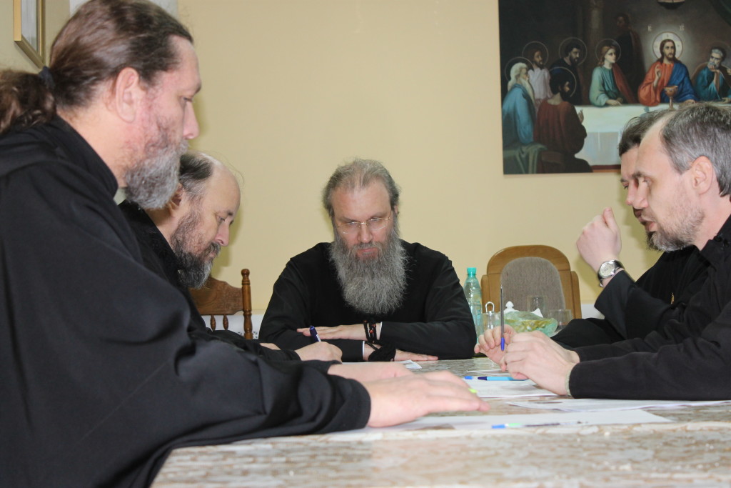 В приходе Покровского кафедрального собора г.Урюпинска состоялось очередное заседание редакционной коллегии.
