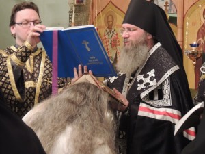 01 Епископ Урюпинский и Новоаненский Елисей совершил монашеский постриг в Гусевском женском монастыре
