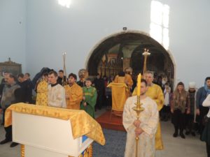 Божественная литургия в главном приделе в Покровском кафедральном соборе г. Урюпинска