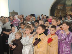 В Неделю Торжества Православия епископ Елисей совершил Божественную литургию в Покровском кафедральном соборе.