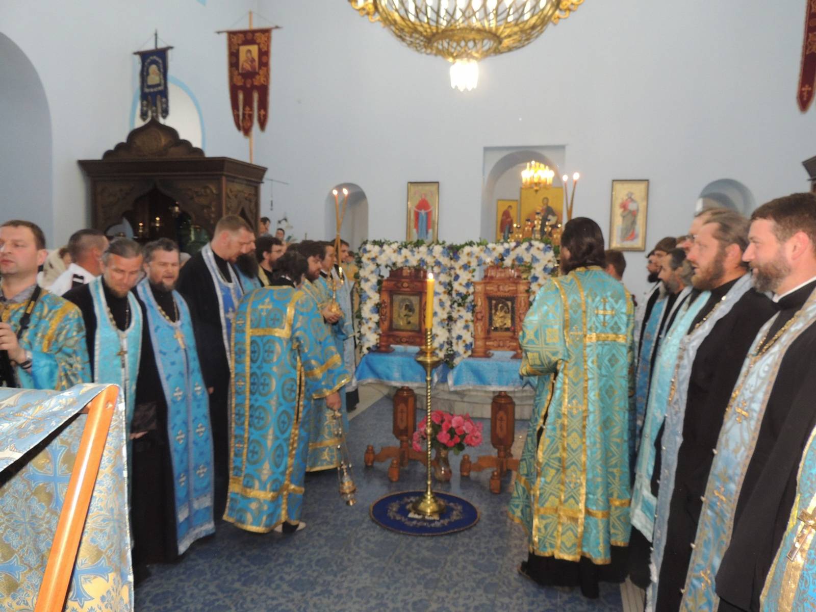 Служение епископа Елисея в канун празднования Явления иконы Божией Матери именуемой «Урюпинская».
