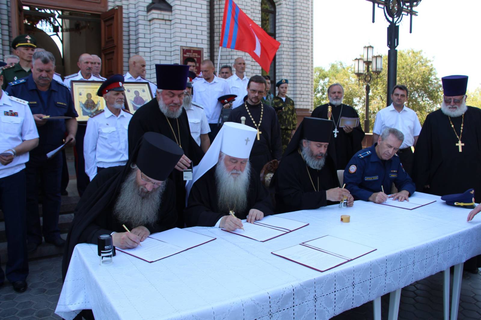 В Волгоградской митрополии подписано соглашение о сотрудничестве с ДОСАФ России.