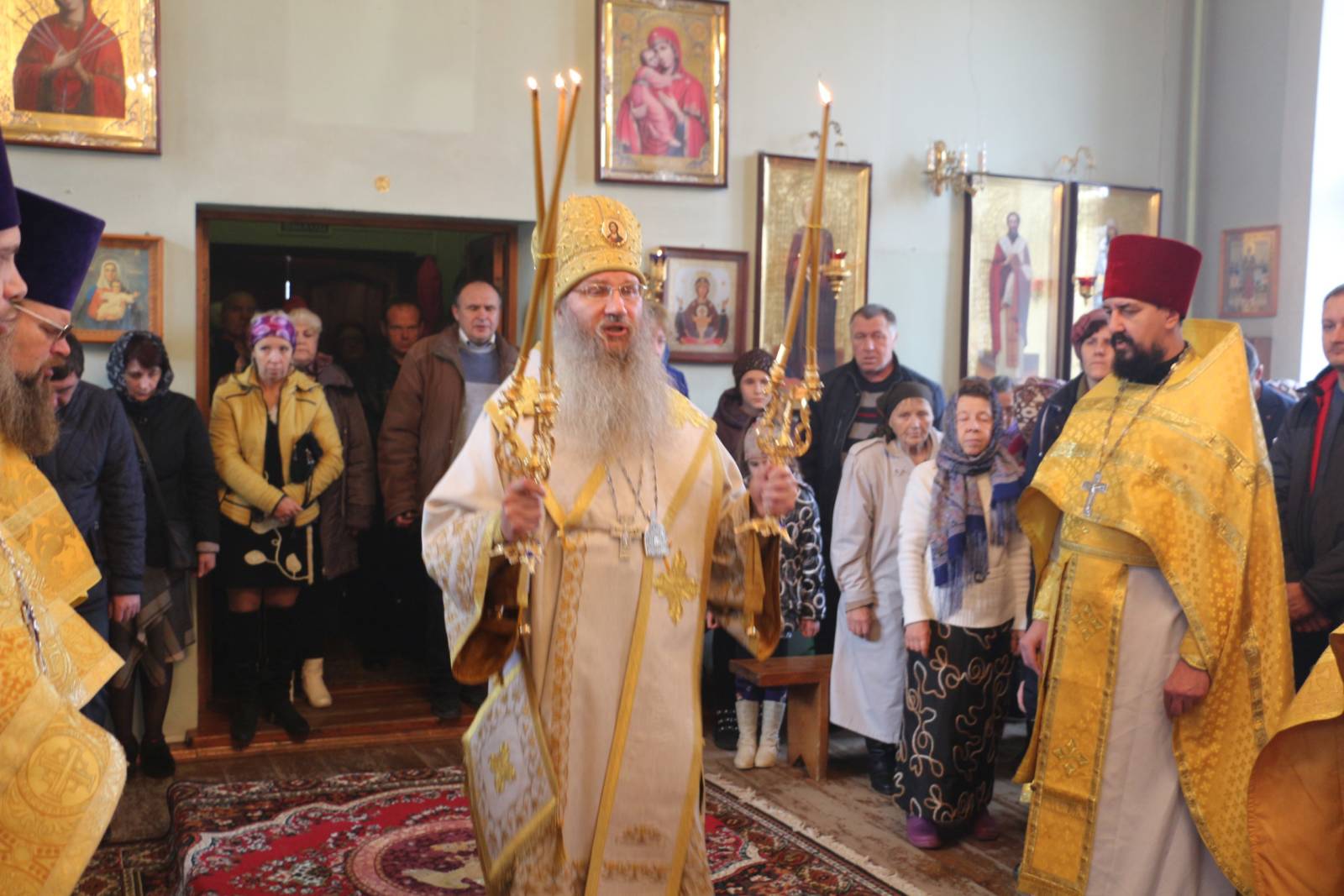 Божественная Литургия в Гусёвском женском монастыре в честь Ахтырской иконы Божией Матери.