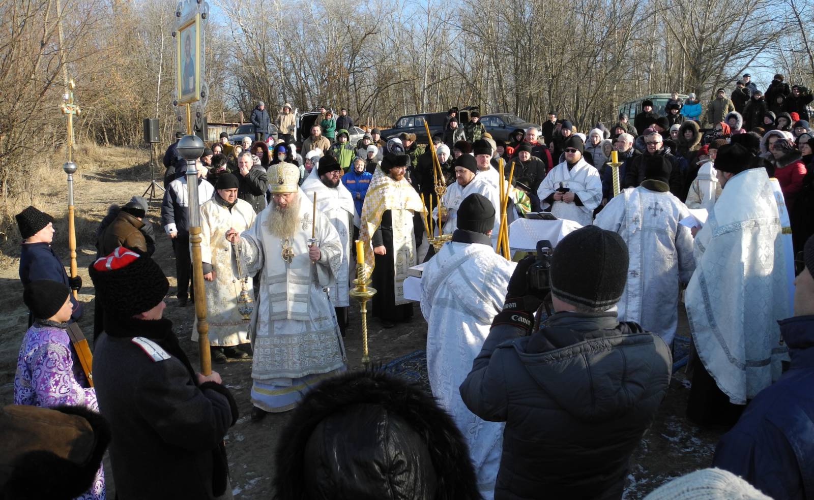 Чин Великого освящения воды в реке Хопёр в г. Урюпинске.