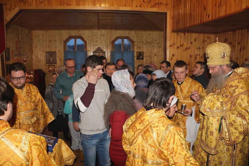 Всенощное бдение в храме Покрова Пресвятой Богородицы хутора Ветютнев.