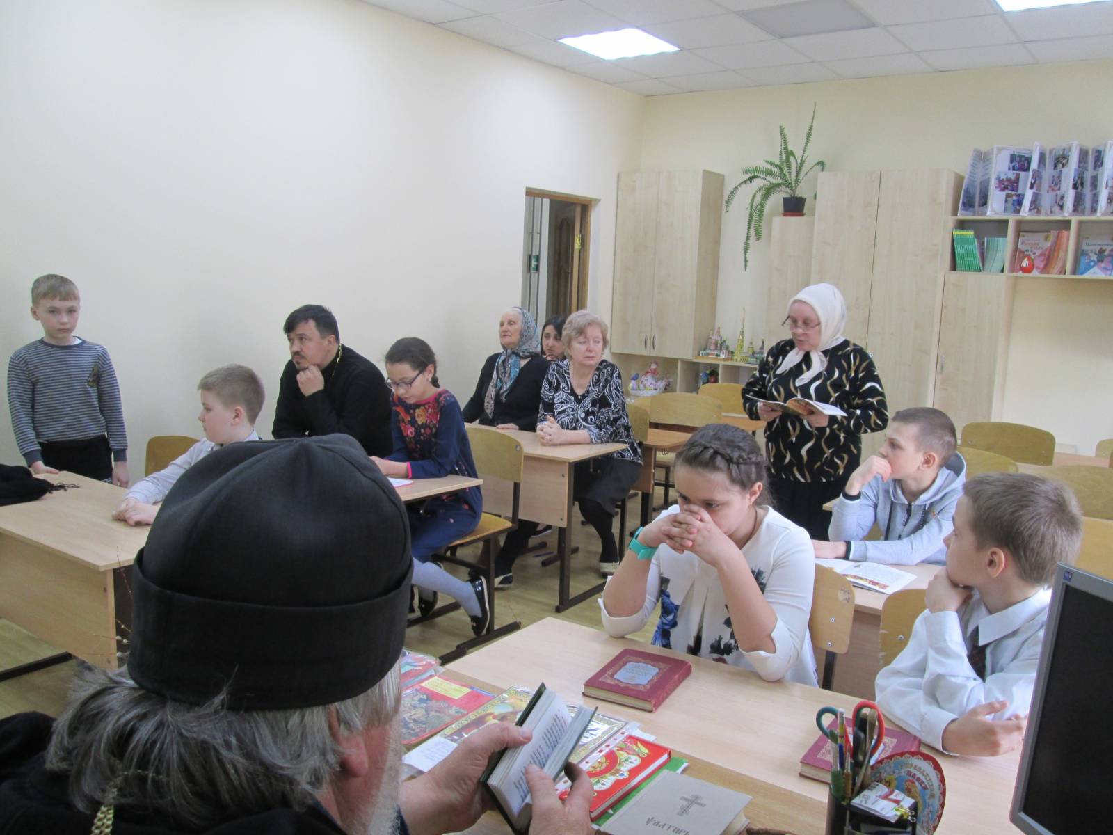 Первый этап конкурса чтецов на церковнославянском языке.