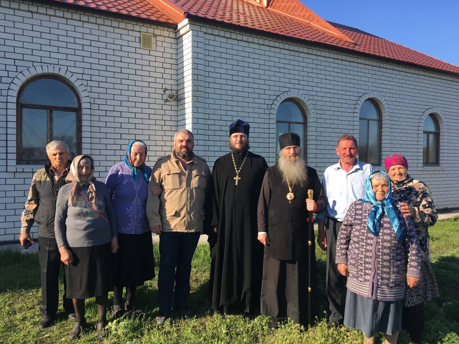 Епископ Елисей посетил приходы Серафимовичского благочиния в Кумылженском районе.