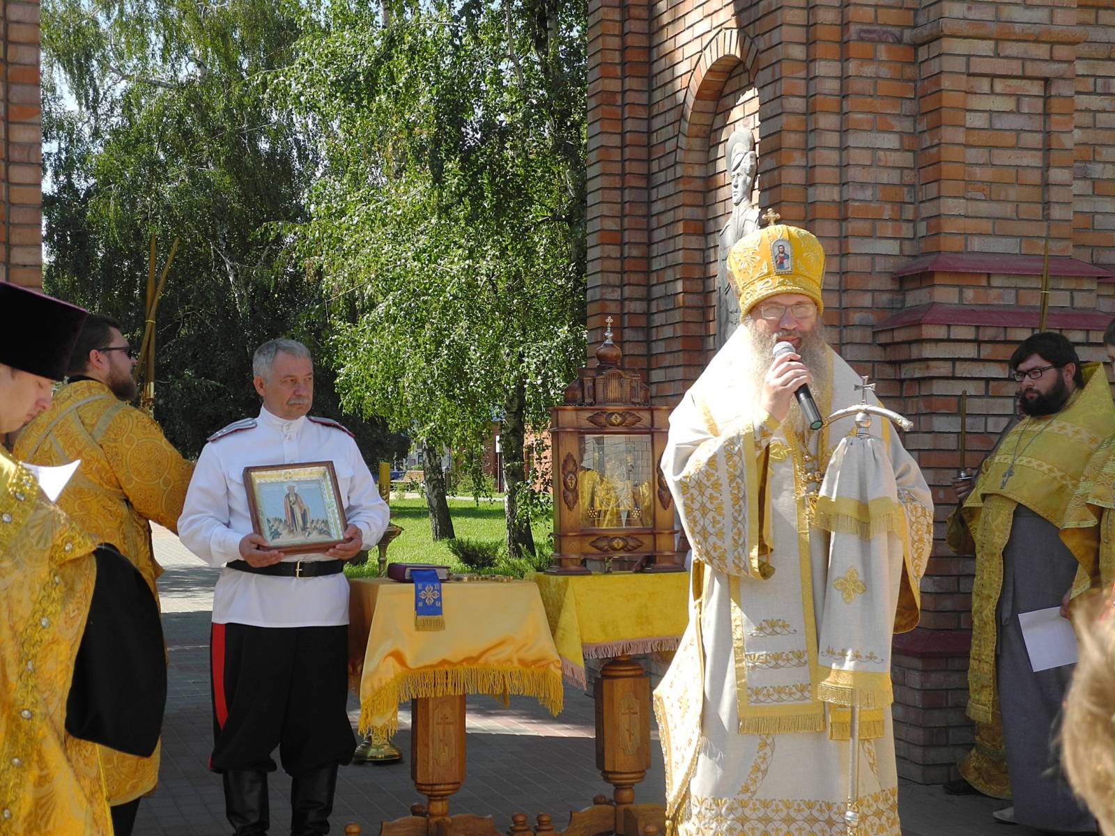 Молебен св. равноап. вел. кн. Владимиру, празднование 1030-летия Крещения Руси.