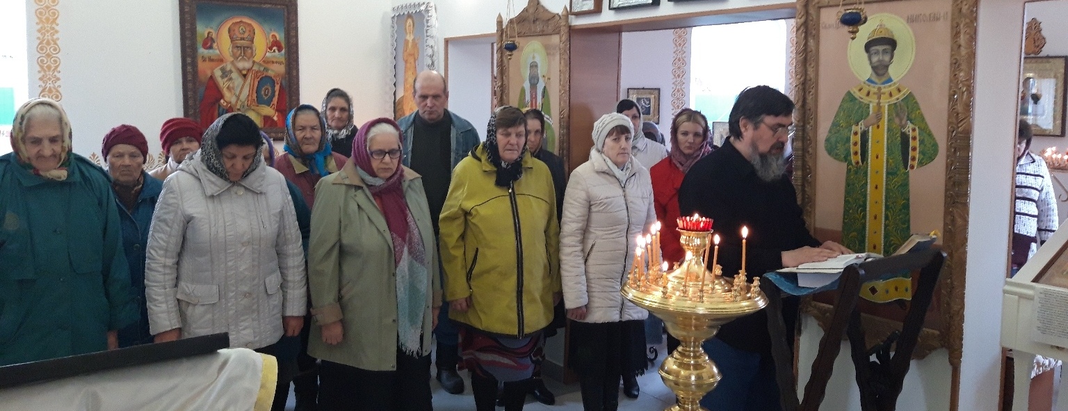 В предпраздноство Благовещения Пресвятой Богородицы в Троицкой церкви х. Первомайский.