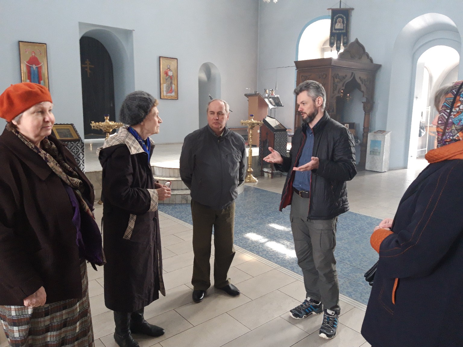 Покровский собор посетила рабочая группа специалистов по реставрации памятников истории и культуры.