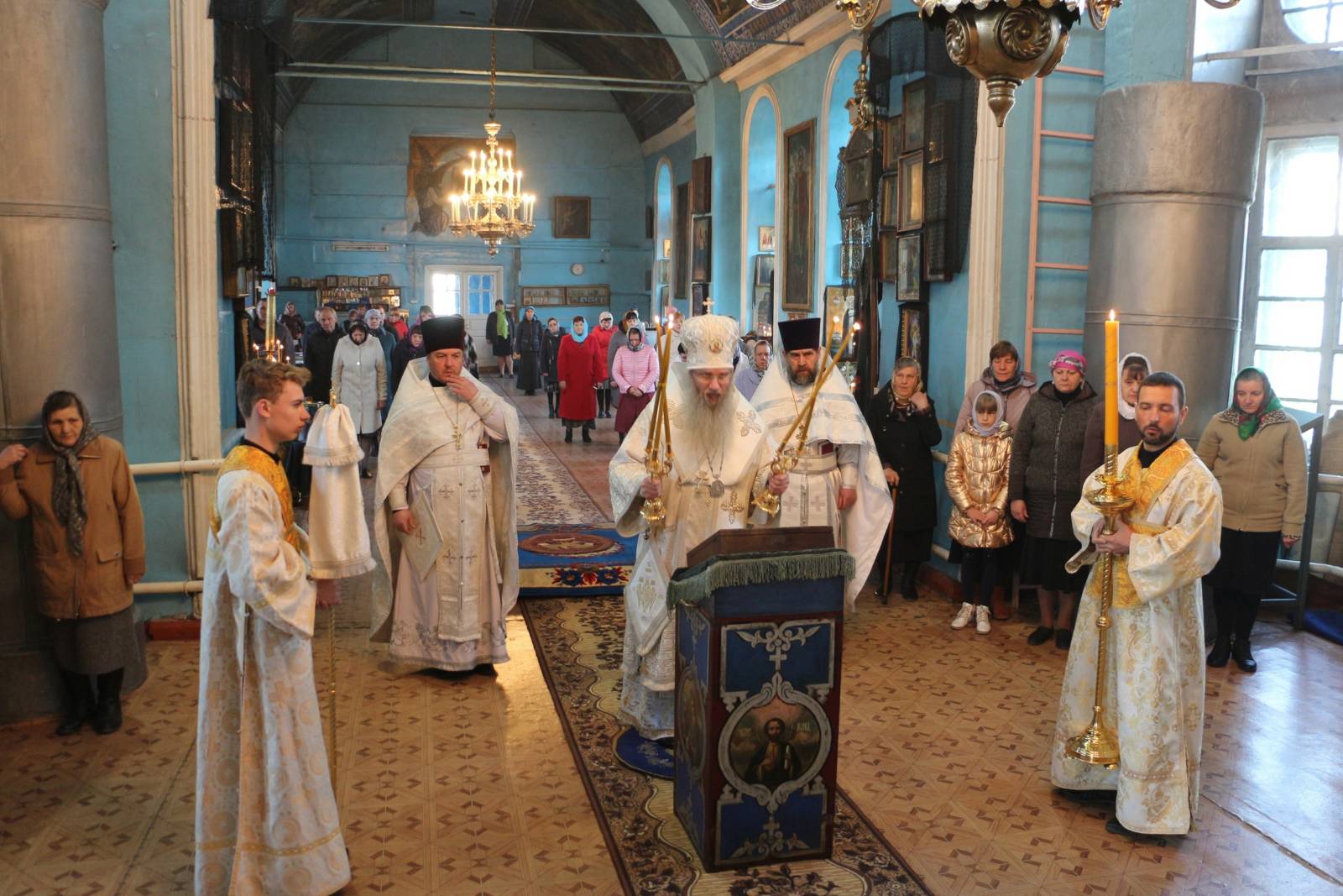 В Седмицу 6-ю Великого поста (седмица ваий), Лазарева суббота.