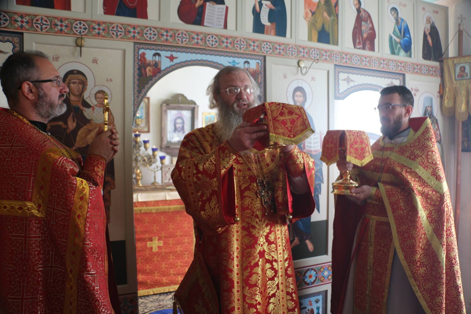 В день памяти сщмч. Петра Крутицкого