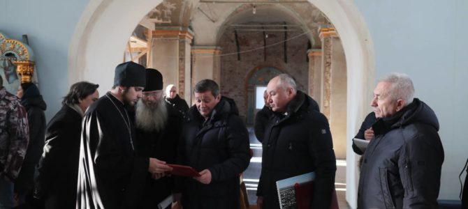 Губернатор посетил храмы епархии